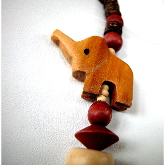 Handcrafted Wooden African Animal Necklace With Giraffe Elephant & Camel Beads - Picture 3 of 5